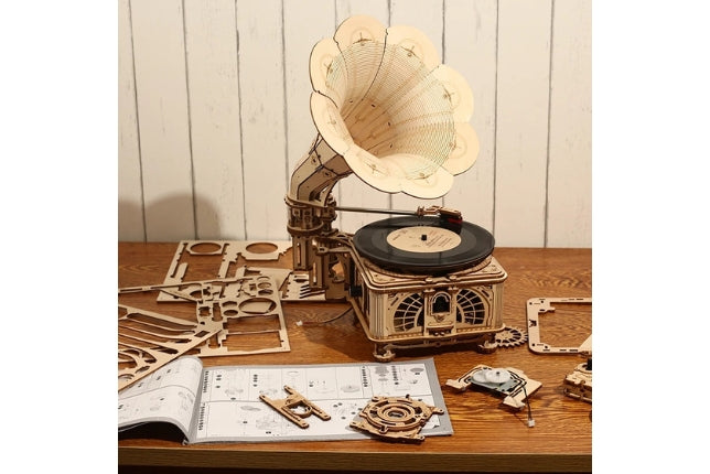 Hand Crank Classic Gramophone Wooden Puzzle